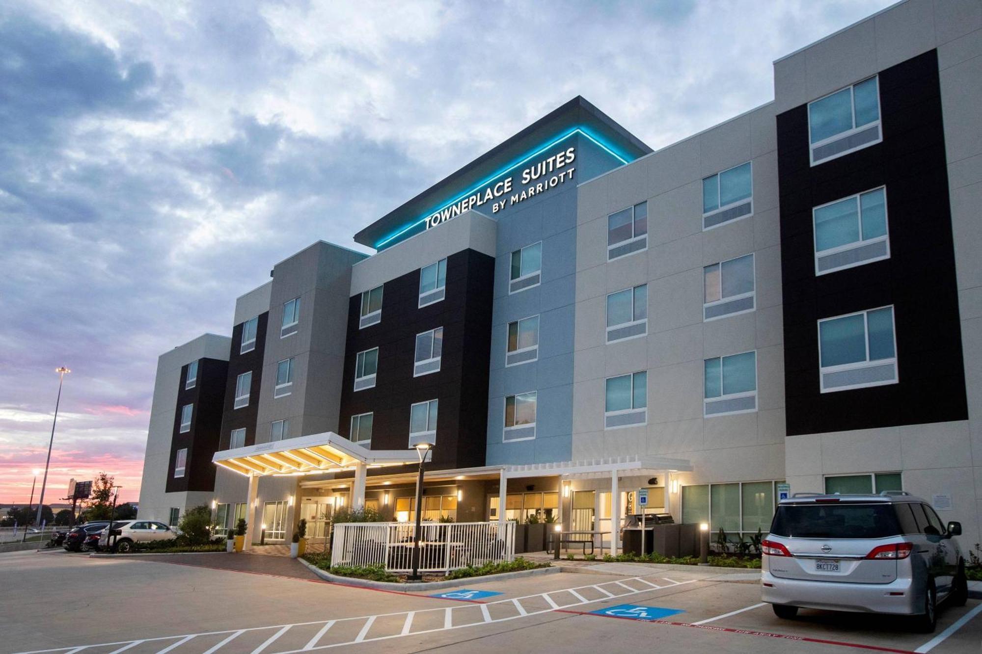 Towneplace Suites By Marriott コンロー エクステリア 写真